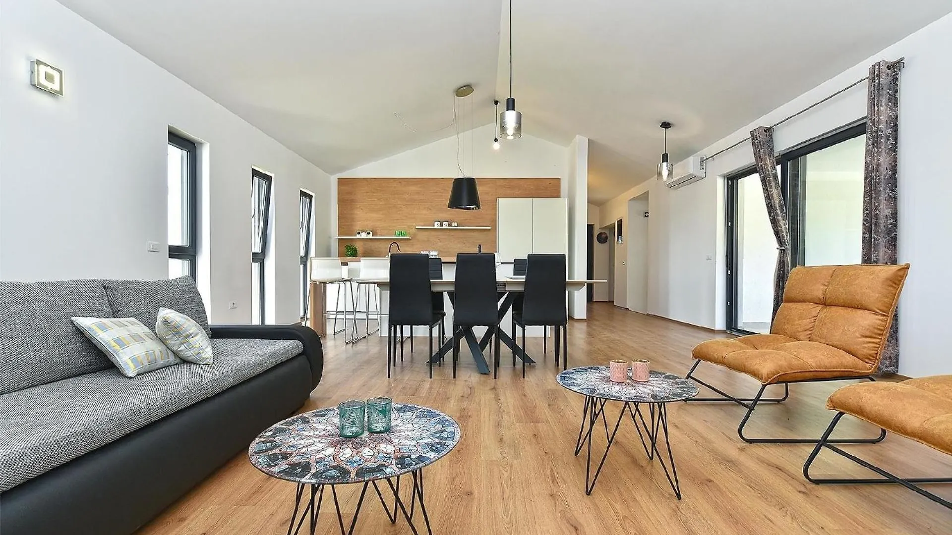 Ferienhaus Mit Privatpool Fuer 6 Personen Ca 200 Qm In Vintijan, Istrien Istrische Riviera Pula Holiday home