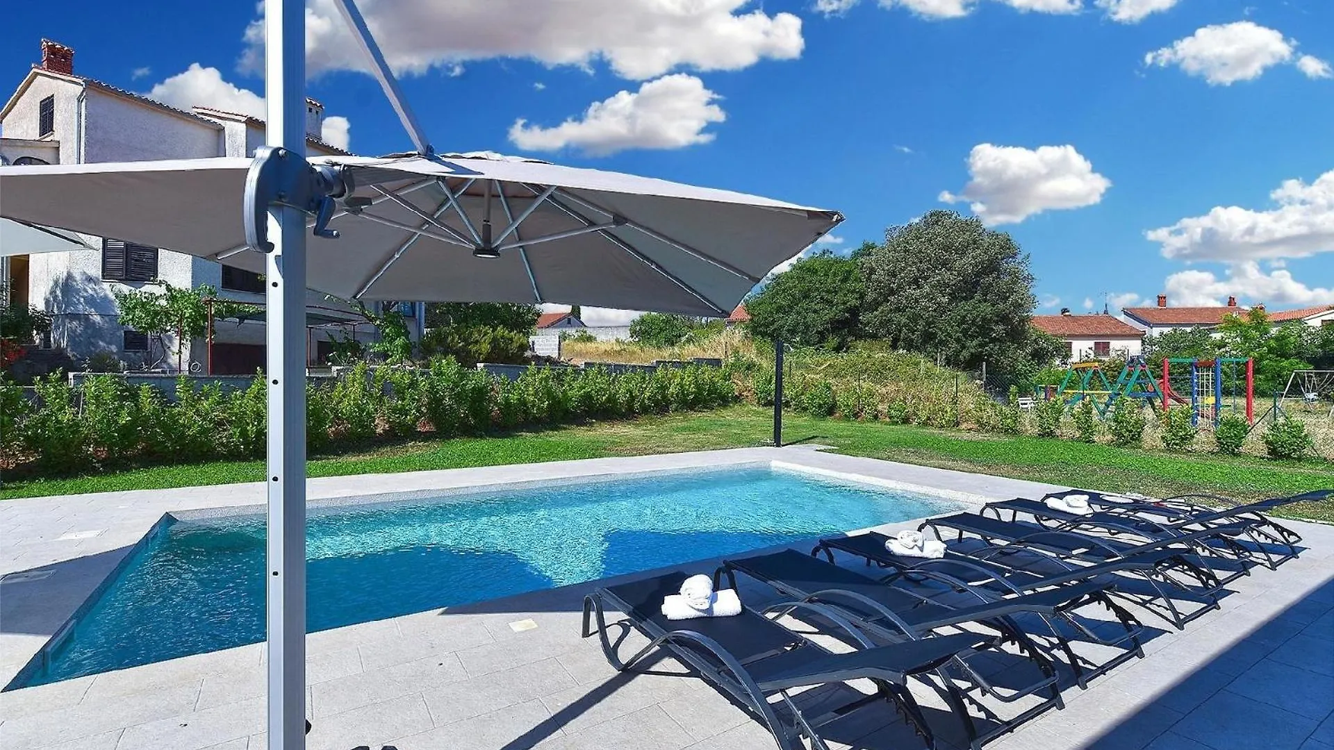 Holiday home Ferienhaus Mit Privatpool Fuer 6 Personen Ca 200 Qm In Vintijan, Istrien Istrische Riviera Pula Croatia