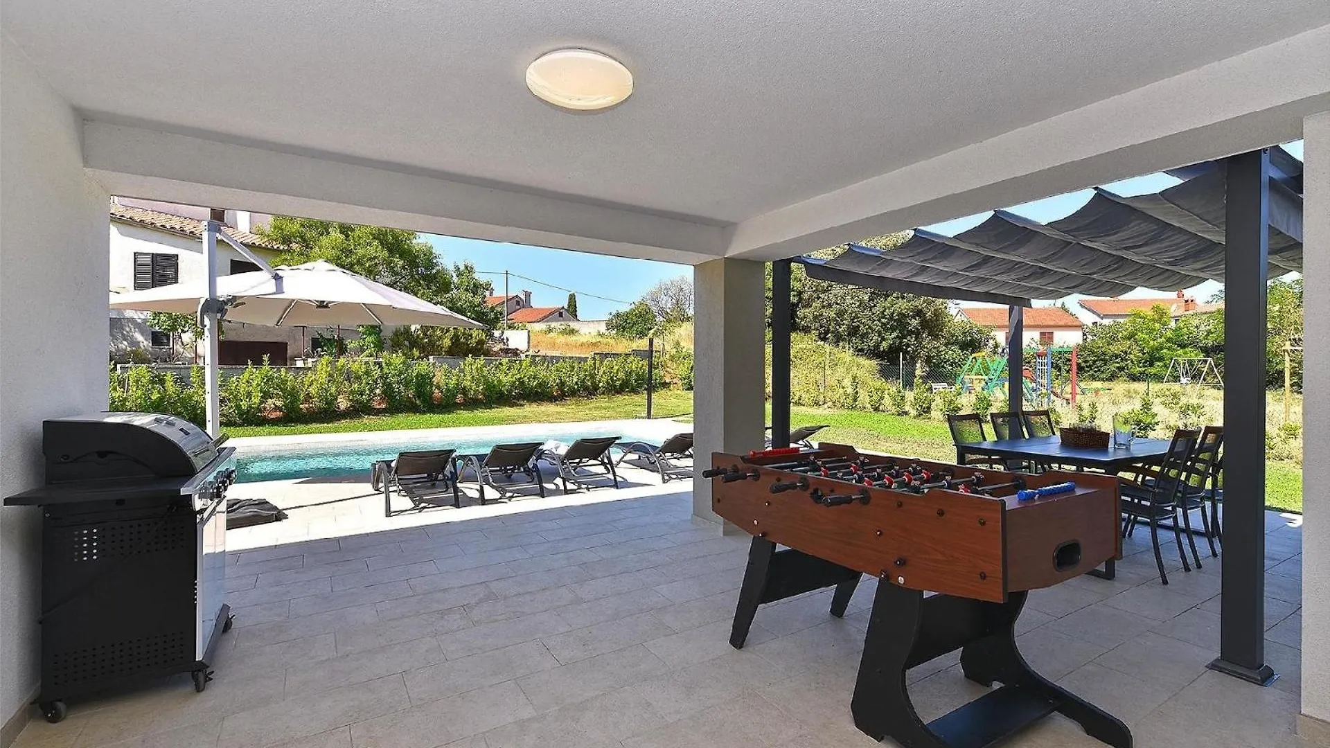 Ferienhaus Mit Privatpool Fuer 6 Personen Ca 200 Qm In Vintijan, Istrien Istrische Riviera Pula Croatia