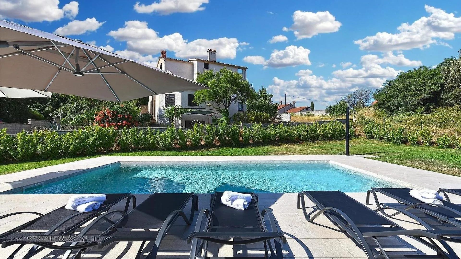 Holiday home Ferienhaus Mit Privatpool Fuer 6 Personen Ca 200 Qm In Vintijan, Istrien Istrische Riviera Pula Croatia