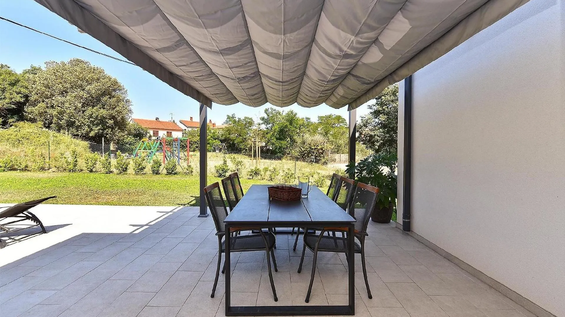 Ferienhaus Mit Privatpool Fuer 6 Personen Ca 200 Qm In Vintijan, Istrien Istrische Riviera Pula 0*,  Croatia